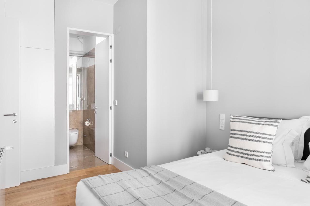 Joivy Marvelous 3-Bed Home With Astonishing View And Terrace, Nearby St George Castle Lisboa Exterior foto